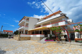 Apartments Rasin